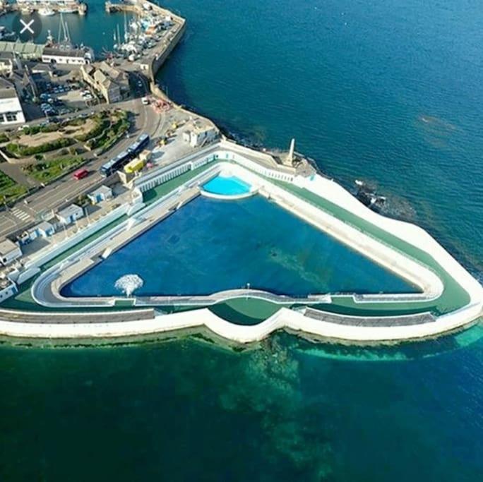 Beautiful And Bright !! Town/Harbour Apartment #2 เพนแซนซ์ ภายนอก รูปภาพ