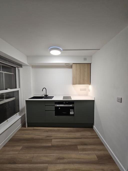 Beautiful And Bright !! Town/Harbour Apartment #2 เพนแซนซ์ ภายนอก รูปภาพ